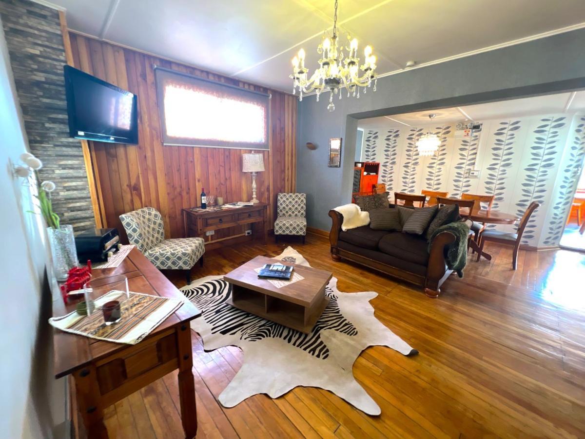 Apartament Incredible Downtown Duplex With Interior Backyard Punta Arenas Zewnętrze zdjęcie
