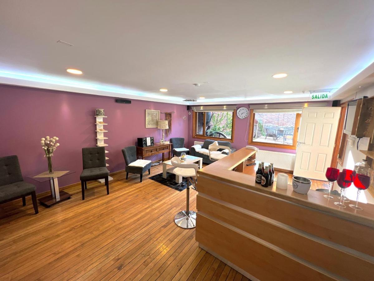 Apartament Incredible Downtown Duplex With Interior Backyard Punta Arenas Zewnętrze zdjęcie
